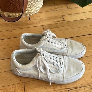 Vans White Skateboard Shoes